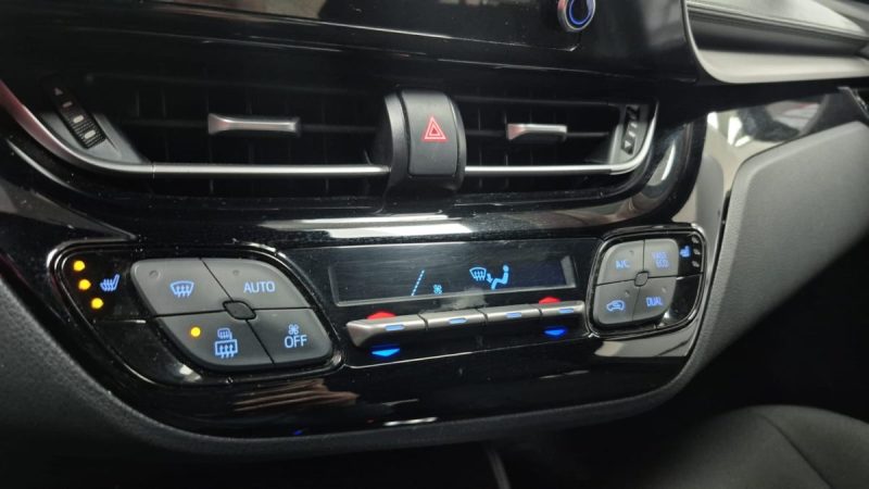 TOYOTA C-HR SUV HYBRIDES 122cv DYNAMIC BUSINESS/1 ERE MAIN/TVA RECUPERABLE