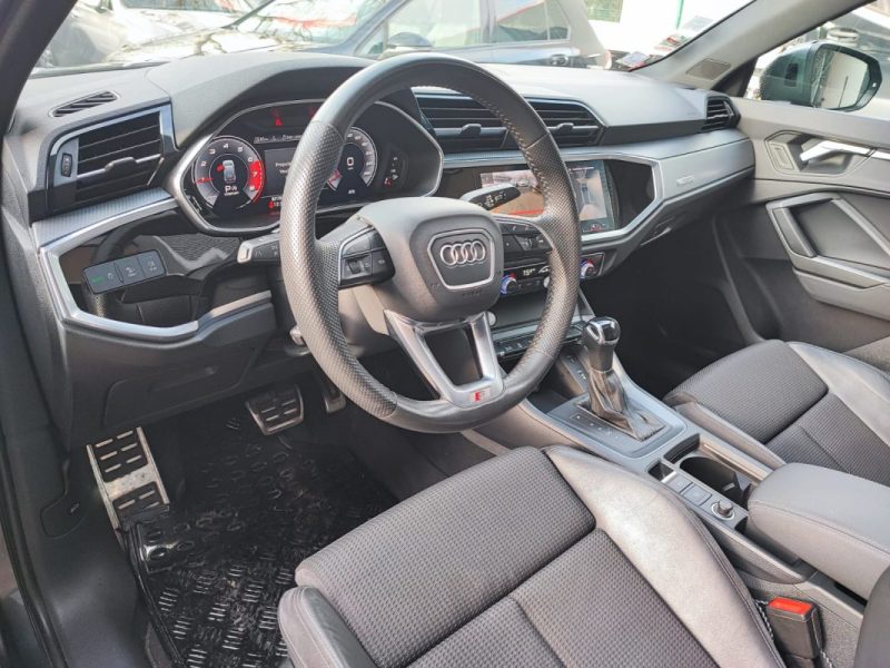 AUDI Q3 35 TFSI 150CH S-LINE S TRONIC 7 /TOIT OUVRANT/KEYLESS ACCESS/CAMERA 360/S-LINE/CARPLAY/