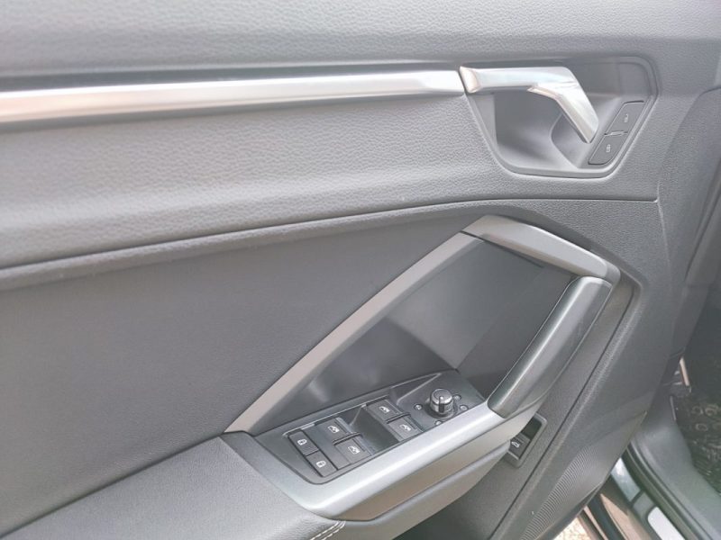 AUDI Q3 35 TFSI 150CH S-LINE S TRONIC 7 /TOIT OUVRANT/KEYLESS ACCESS/CAMERA 360/S-LINE/CARPLAY/