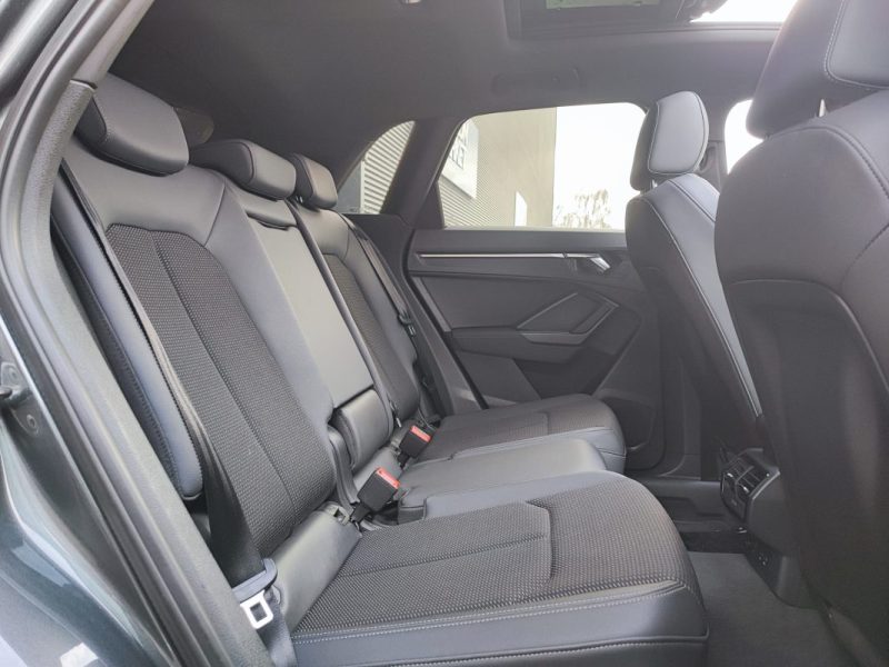 AUDI Q3 35 TFSI 150CH S-LINE S TRONIC 7 /TOIT OUVRANT/KEYLESS ACCESS/CAMERA 360/S-LINE/CARPLAY/