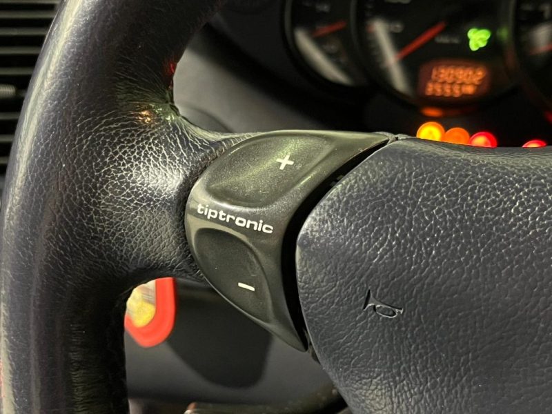 PORSCHE 911 3.4 TIPTRONIC CARRERA 4 