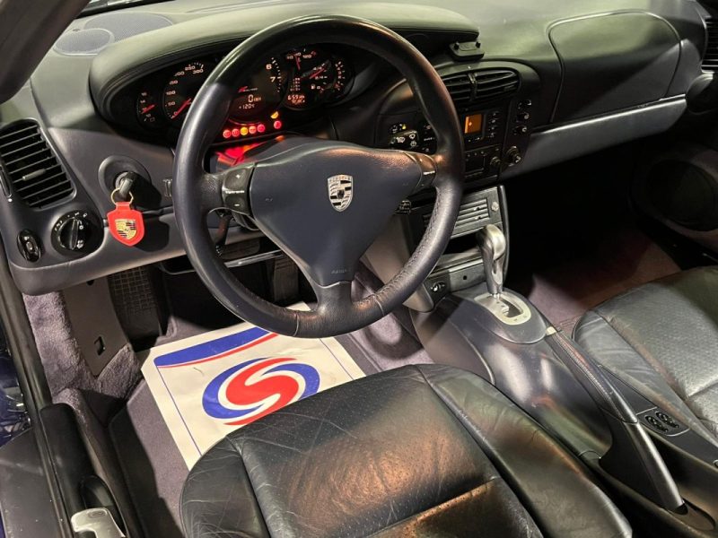 PORSCHE 911 3.4 TIPTRONIC CARRERA 4 