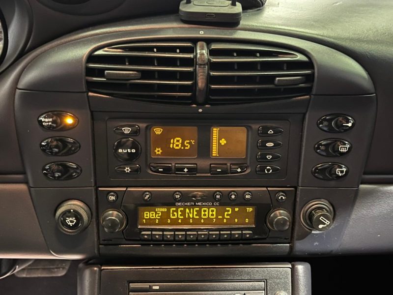 PORSCHE 911 3.4 TIPTRONIC CARRERA 4 