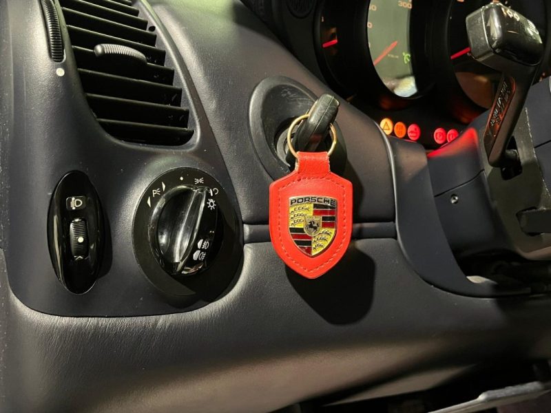 PORSCHE 911 3.4 TIPTRONIC CARRERA 4 