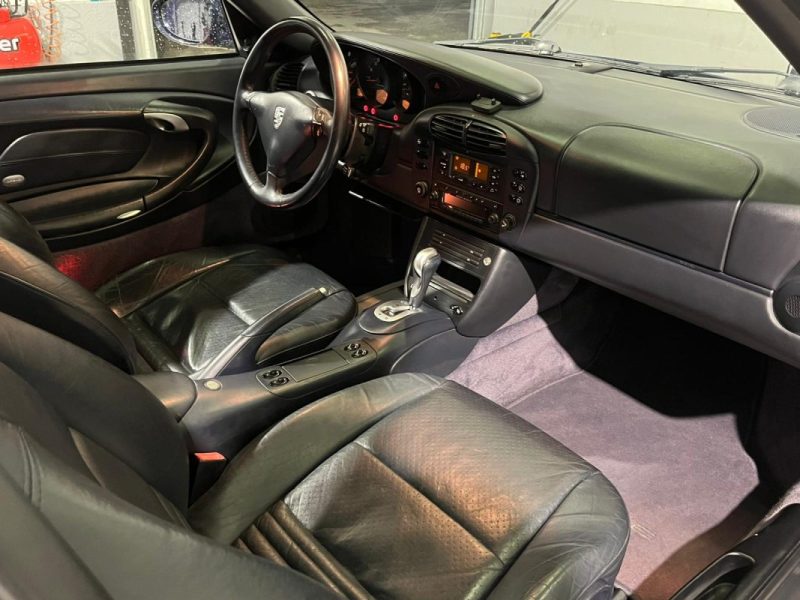 PORSCHE 911 3.4 TIPTRONIC CARRERA 4 