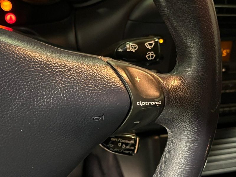 PORSCHE 911 3.4 TIPTRONIC CARRERA 4 