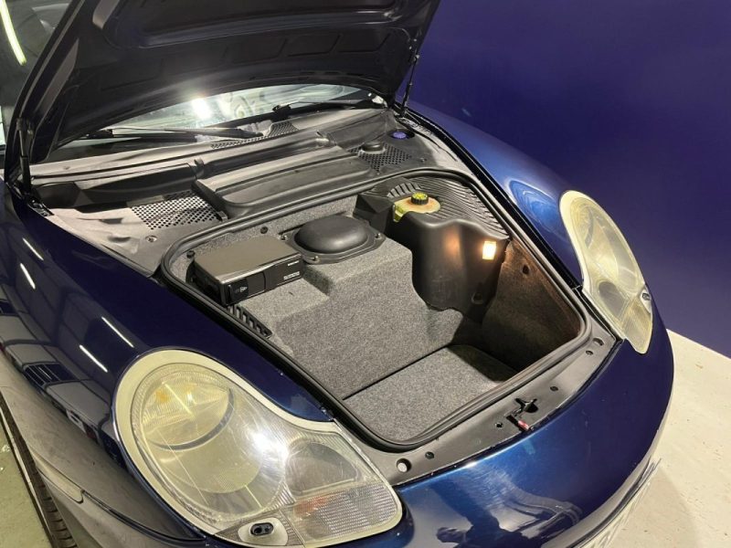PORSCHE 911 3.4 TIPTRONIC CARRERA 4 