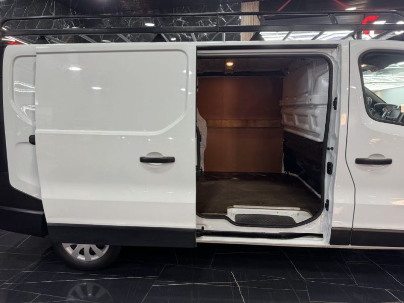 RENAULT TRAFIC 3  L2H1 1200 1.6 DCI 125CH EURO6 2019 TTC