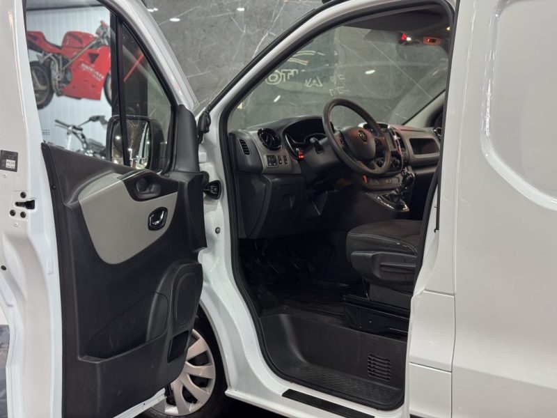 RENAULT TRAFIC 3  L2H1 1200 1.6 DCI 125CH EURO6 2019 TTC