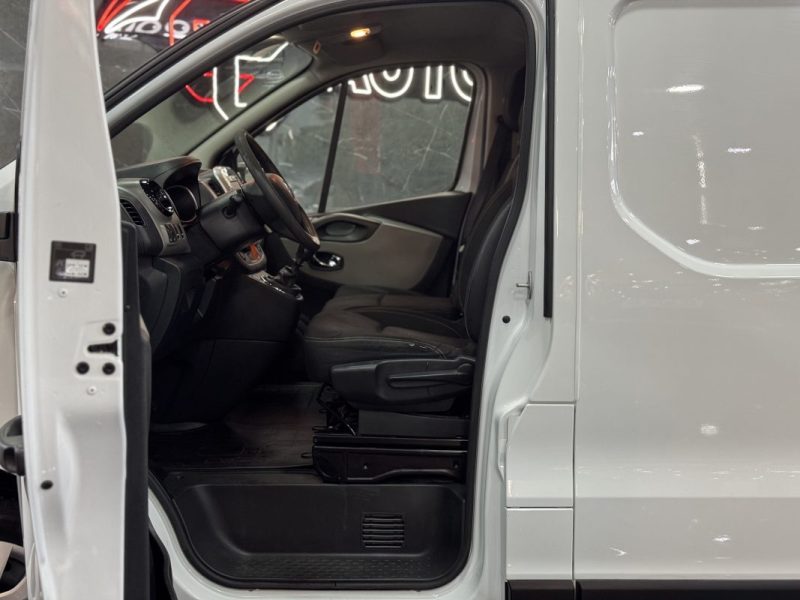 RENAULT TRAFIC 3  L2H1 1200 1.6 DCI 125CH EURO6 2019 TTC