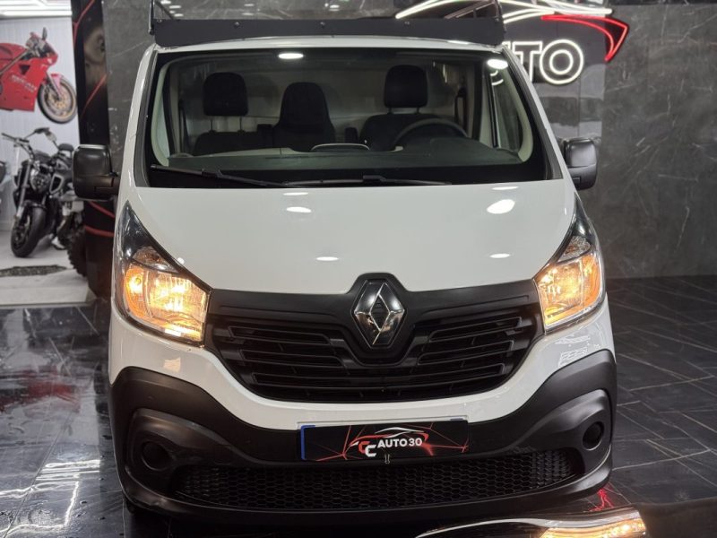 RENAULT TRAFIC 3  L2H1 1200 1.6 DCI 125CH EURO6 2019 TTC