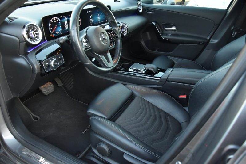 MERCEDES CLASSE A 177 A200 D BUSINESS LINE 8G-DCT 2020