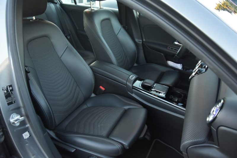 MERCEDES CLASSE A 177 A200 D BUSINESS LINE 8G-DCT 2020