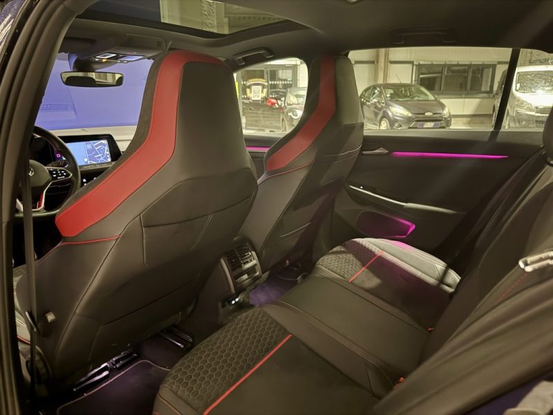 VIII (8) GTI Clubsport 2.0 TSI 300 DSG7 2022 / TOIT OUVRANT / CARPLAY / CAMÉRA / ENTRETIEN COMPLET