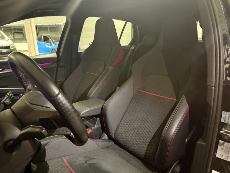 VIII (8) GTI Clubsport 2.0 TSI 300 DSG7 2022 / TOIT OUVRANT / CARPLAY / CAMÉRA / ENTRETIEN COMPLET