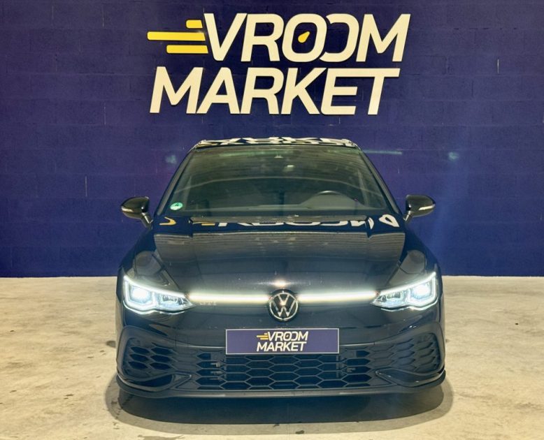 VIII (8) GTI Clubsport 2.0 TSI 300 DSG7 2022 / TOIT OUVRANT / CARPLAY / CAMÉRA / ENTRETIEN COMPLET