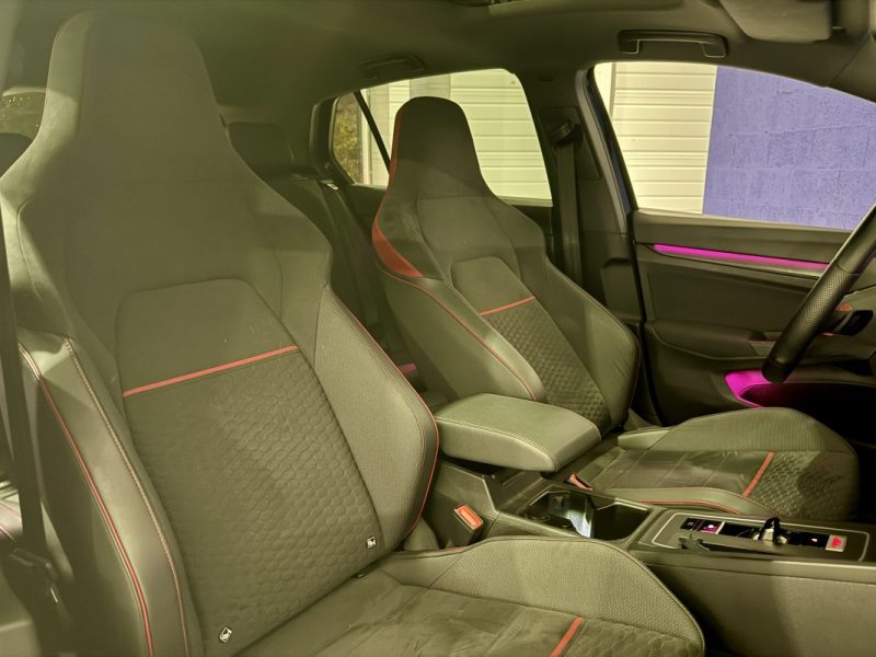 VIII (8) GTI Clubsport 2.0 TSI 300 DSG7 2022 / TOIT OUVRANT / CARPLAY / CAMÉRA / ENTRETIEN COMPLET