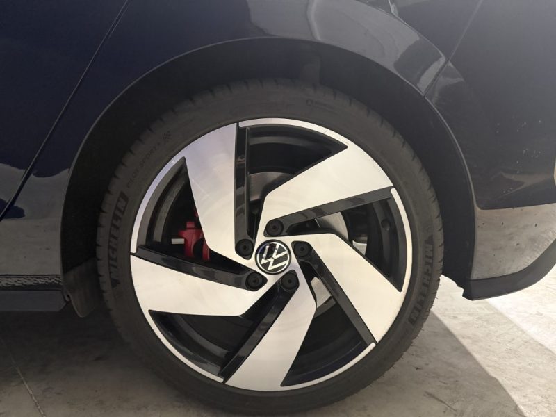 VIII (8) GTI Clubsport  2.0 TSI 300 DSG7 2022 / TOIT OUVRANT / CARPLAY / CAMÉRA / FRANÇAISE 