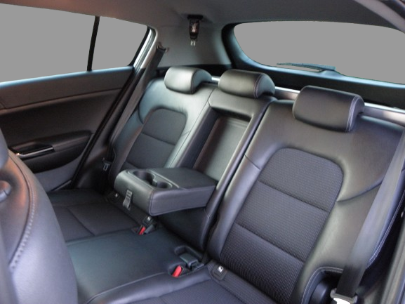 KIA SPORTAGE  1.6 CRDI 116 CH MHEV DESIGN 2WD / 6 CH 2020