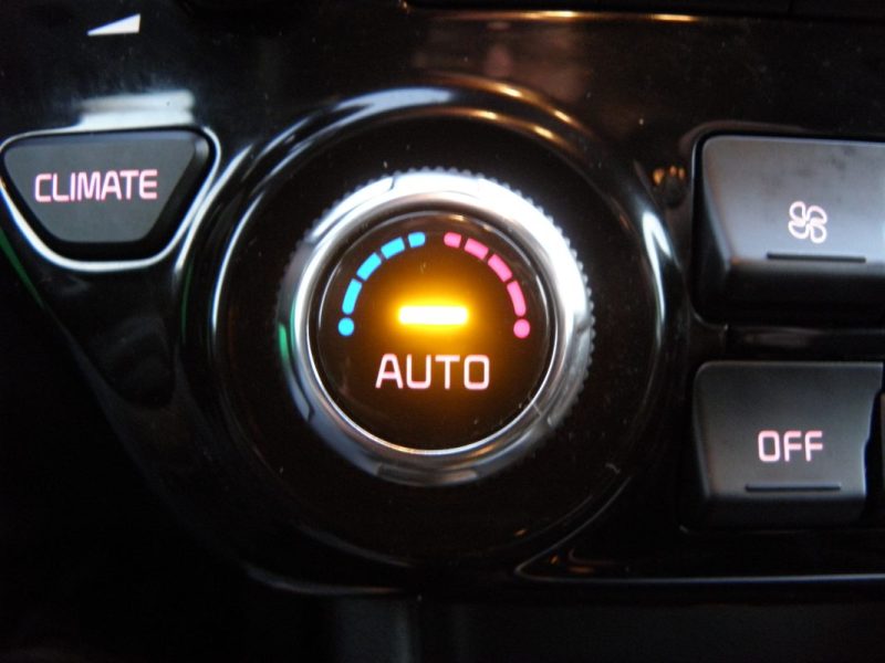 KIA SPORTAGE  1.6 CRDI 116 CH MHEV DESIGN 2WD / 6 CH 2020