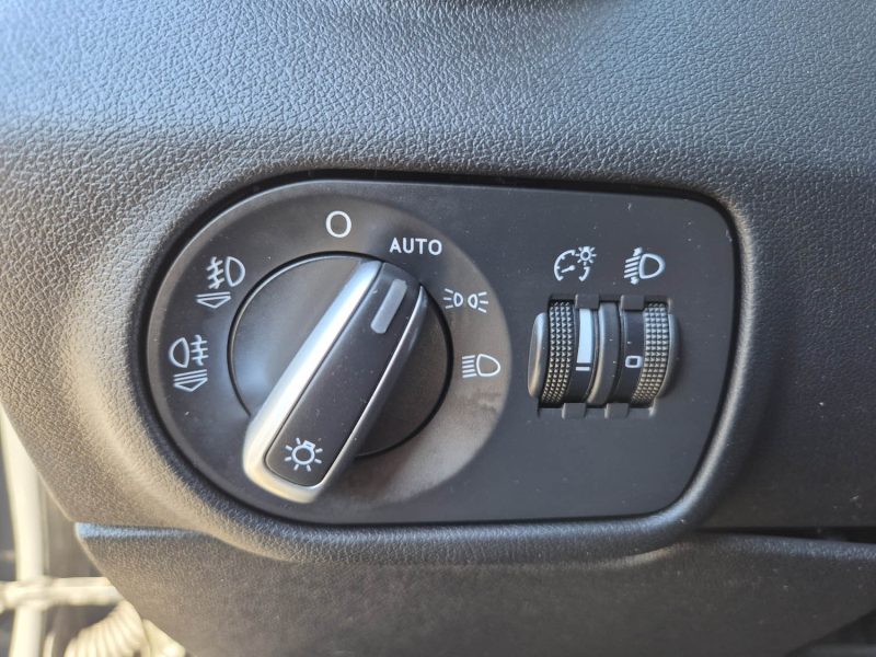 AUDI A1 1.0 TFSI 95CH S-LINE 2017