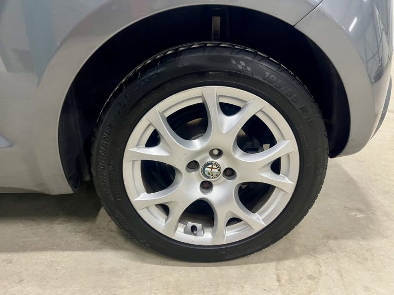 ALFA ROMEO Mito 1.4 TB Multi Air 135ch Distinctive BVM6 3 Portes 