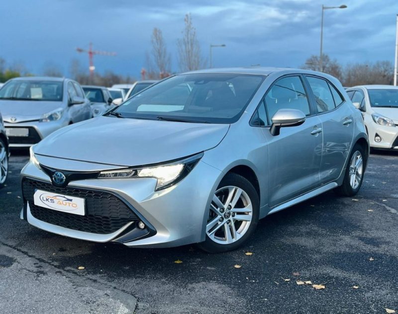 TOYOTA COROLLA 1.8 HYBRID DYNAMIC BUSINESS 122h