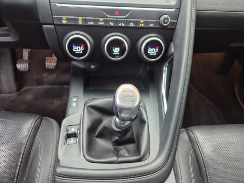 JAGUAR E-PACE 2.0D 150CH BUSINESS 2018