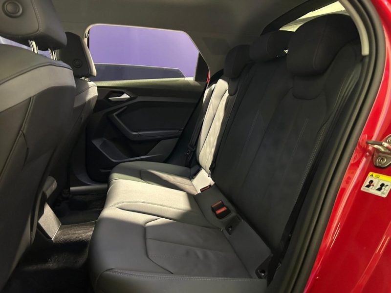 AUDI A1 SPORTBACK 35 TFSI 150 S-LINE S TRONIC 7 / INTERIEUR CUIR / KEYLESS ACCESS / SIEGE CHAUFFANT