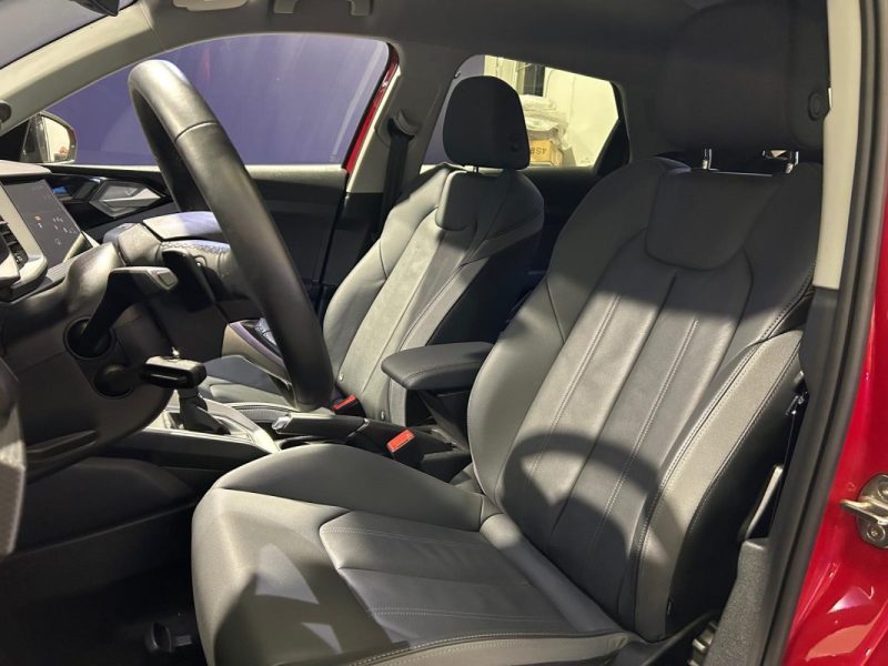 AUDI A1 SPORTBACK 35 TFSI 150 S-LINE S TRONIC 7 / INTERIEUR CUIR / KEYLESS ACCESS / SIEGE CHAUFFANT