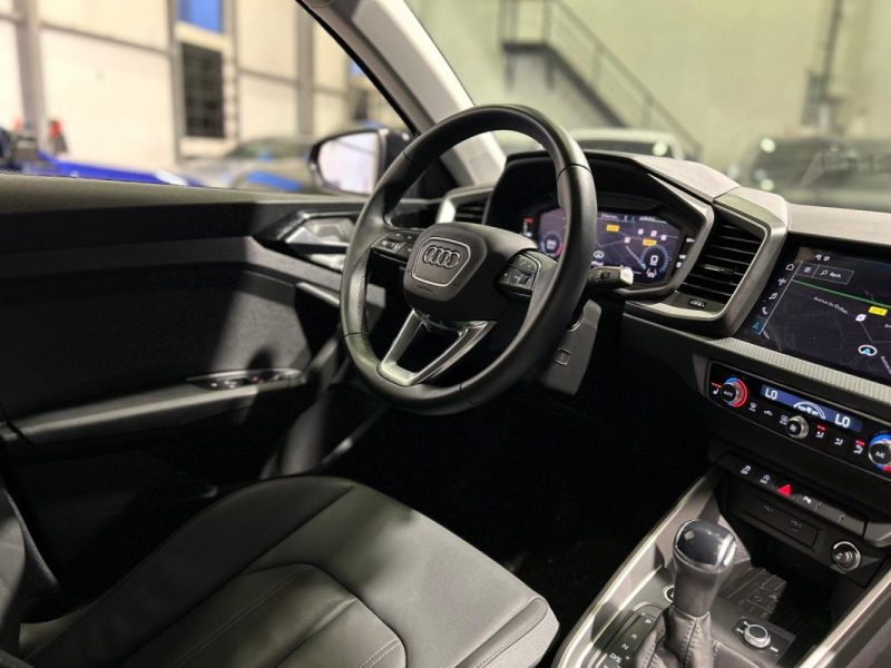 AUDI A1 SPORTBACK 35 TFSI 150 S-LINE S TRONIC 7 / INTERIEUR CUIR / KEYLESS ACCESS / SIEGE CHAUFFANT