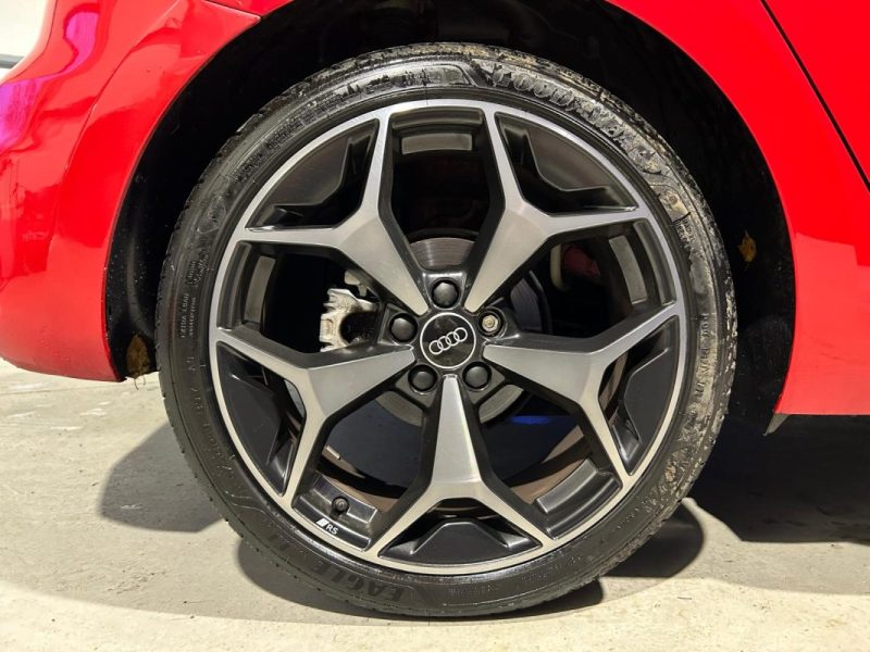 AUDI A1 SPORTBACK 35 TFSI 150 S-LINE S TRONIC 7 / INTERIEUR CUIR / KEYLESS ACCESS / SIEGE CHAUFFANT