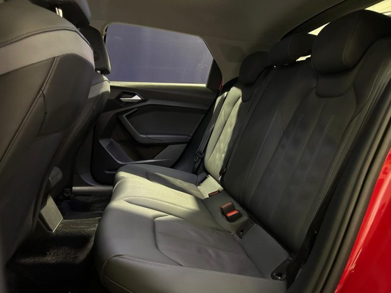 AUDI A1 SPORTBACK 35 TFSI 150 S-LINE S TRONIC 7 / INTERIEUR CUIR / KEYLESS ACCESS / SIEGE CHAUFFANT