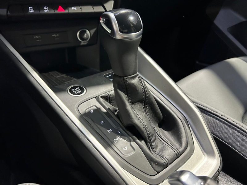 AUDI A1 SPORTBACK 35 TFSI 150 S-LINE S TRONIC 7 / INTERIEUR CUIR / KEYLESS ACCESS / SIEGE CHAUFFANT