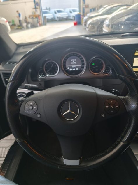 MERCEDES MERCEDES CLASSE E COUPE 350 CDI 231CV - FINITION EXECUTIVE - BOITE AUTO - FAIBLE KILOMETRAGE  E350 CDI BE EXECUTIVE BA 2011