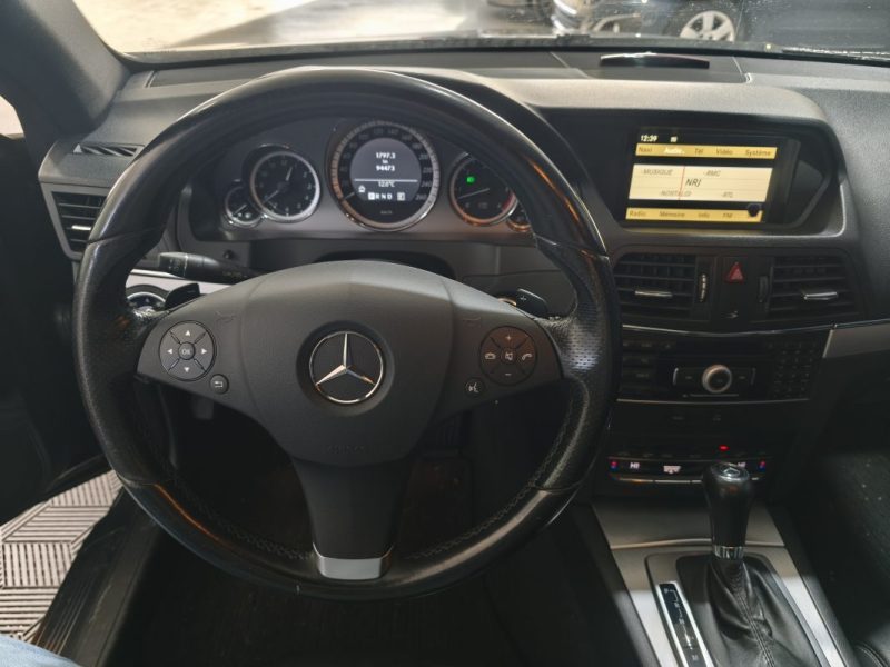MERCEDES MERCEDES CLASSE E COUPE 350 CDI 231CV - FINITION EXECUTIVE - BOITE AUTO - FAIBLE KILOMETRAGE  E350 CDI BE EXECUTIVE BA 2011
