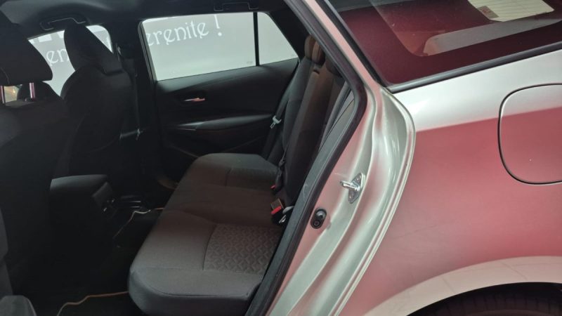 TOYOTA COROLLA TOURING SPORTS 122cv DYNAMIC BUSINESS/1 ERE MAIN/TVA RECUPERABLE