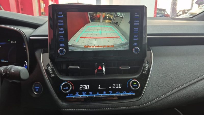 TOYOTA COROLLA TOURING SPORTS 122cv DYNAMIC BUSINESS/1 ERE MAIN/TVA RECUPERABLE