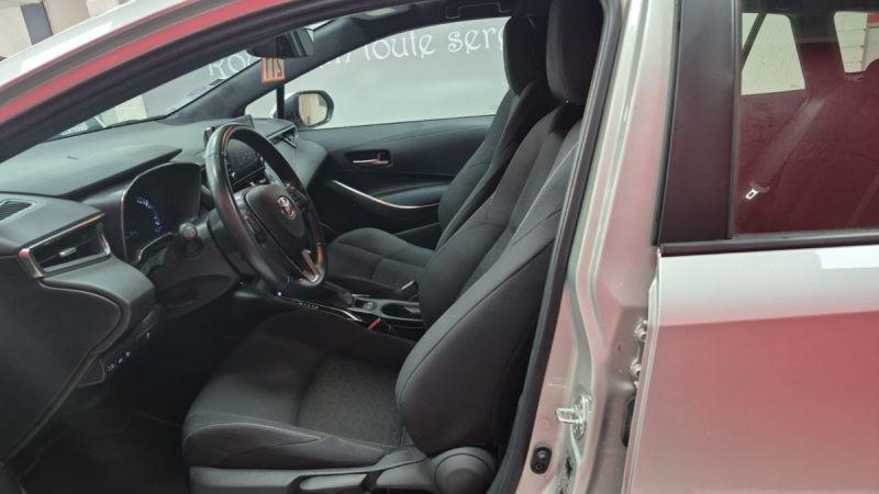 TOYOTA COROLLA TOURING SPORTS 122cv DYNAMIC BUSINESS/1 ERE MAIN/TVA RECUPERABLE