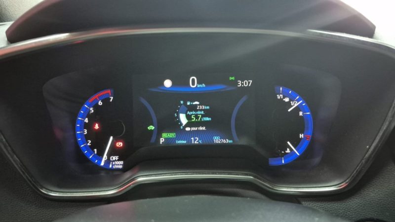 TOYOTA COROLLA TOURING SPORTS 122cv DYNAMIC BUSINESS/1 ERE MAIN/TVA RECUPERABLE