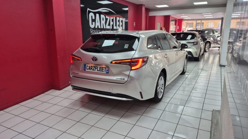 TOYOTA COROLLA TOURING SPORTS 122cv DYNAMIC BUSINESS/1 ERE MAIN/TVA RECUPERABLE