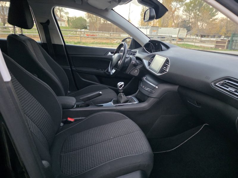 PEUGEOT 308 - 2 SW SW 1.5 BLUE HDI 130 ACTIVE 2019