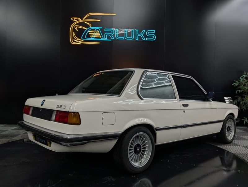 BMW 320 E21 6 CYLINDRES YOUNGTIMER