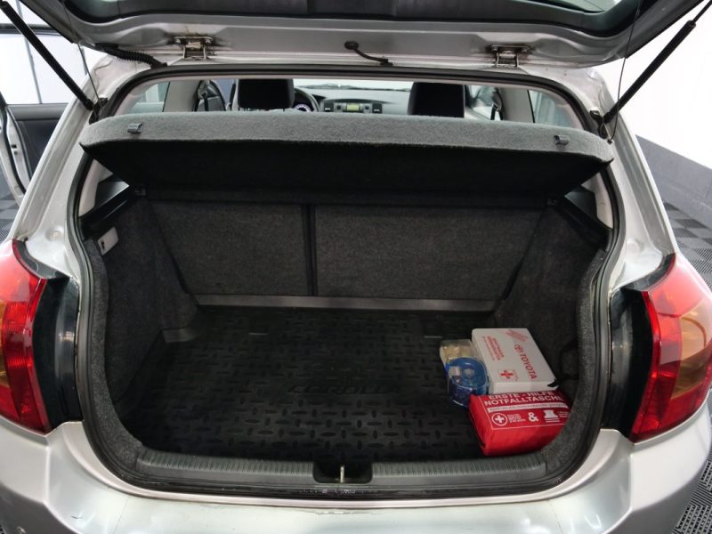 TOYOTA COROLLA LINEA SOL 2003