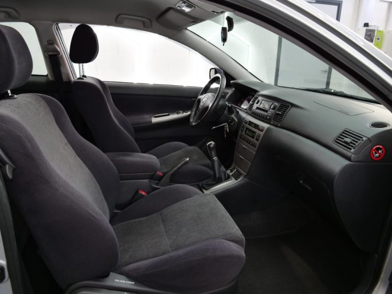 TOYOTA COROLLA LINEA SOL 2003