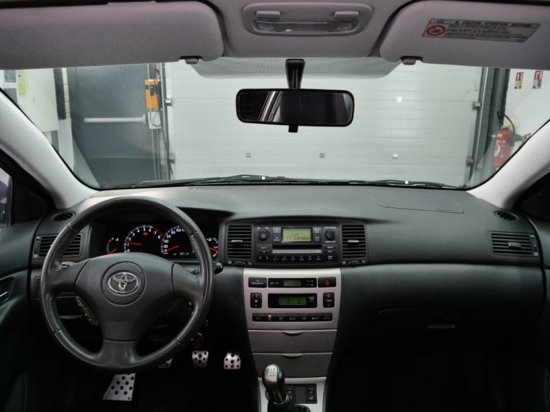 TOYOTA COROLLA LINEA SOL 2003