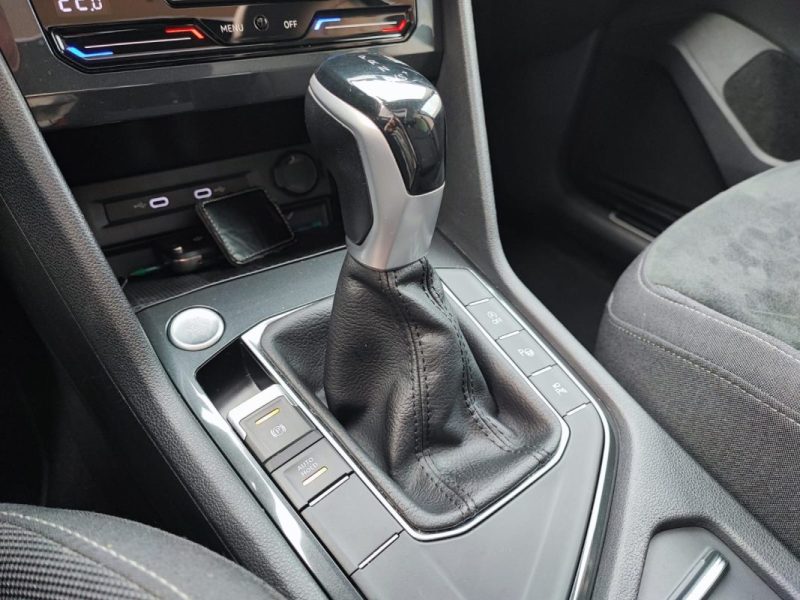 VOLKSWAGEN TIGUAN 2 1.5 TFSI 150CH ELEGANCE DSG7 / TOIT OUVRANT / HARMANN KARDON