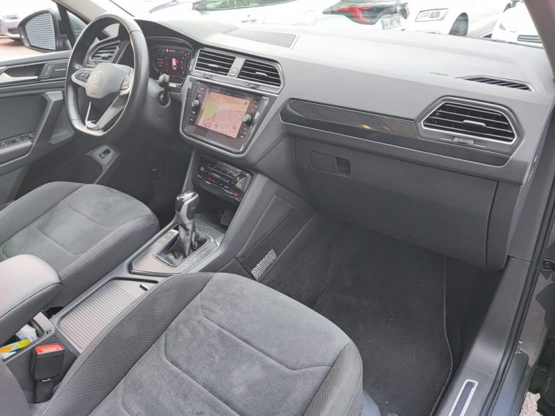 VOLKSWAGEN TIGUAN 2 1.5 TFSI 150CH ELEGANCE DSG7 / TOIT OUVRANT / HARMANN KARDON