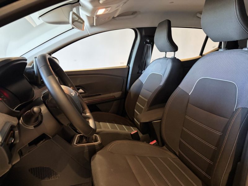 DACIA SANDERO TCE 110 CH STEPWAY EXPRESSION + MAINS LIBRES-ANGLES MORTS-CLIM AUTO-CAMERA RECUL 