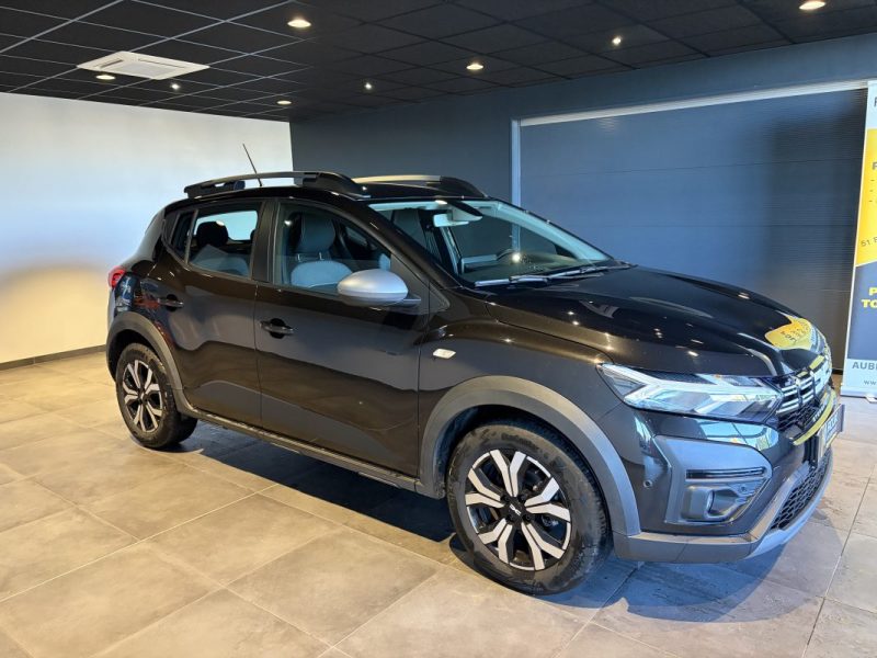 DACIA SANDERO TCE 110 CH STEPWAY EXPRESSION + MAINS LIBRES-ANGLES MORTS-CLIM AUTO-CAMERA RECUL 